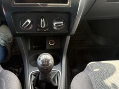 VOLKSWAGEN FOX 1.6 MI 8V 2013 2013/2013 NEURI VEÍCULOS LAJEADO / Carros no Vale