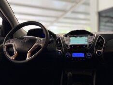 HYUNDAI IX35 2.0 16V FLEX 4P AUTOMATICO 2011/2012 MALAGGI VEÍCULOS ENCANTADO / Carros no Vale