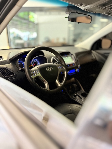 HYUNDAI IX35 2.0 16V FLEX 4P AUTOMATICO 2011/2012 MALAGGI VEÍCULOS ENCANTADO / Carros no Vale