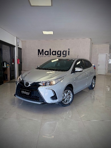 TOYOTA YARIS 1.5 16V FLEX XS MULTIDRIVE 2022/2023 MALAGGI VEÍCULOS ENCANTADO / Carros no Vale