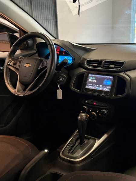 CHEVROLET ONIX 1.4 LTZ 2015/2015 JM AUTOMÓVEIS VENÂNCIO AIRES / Carros no Vale