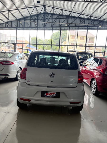 VOLKSWAGEN FOX 1.6 8V 2013 2013/2013 NEURI VEÍCULOS LAJEADO / Carros no Vale
