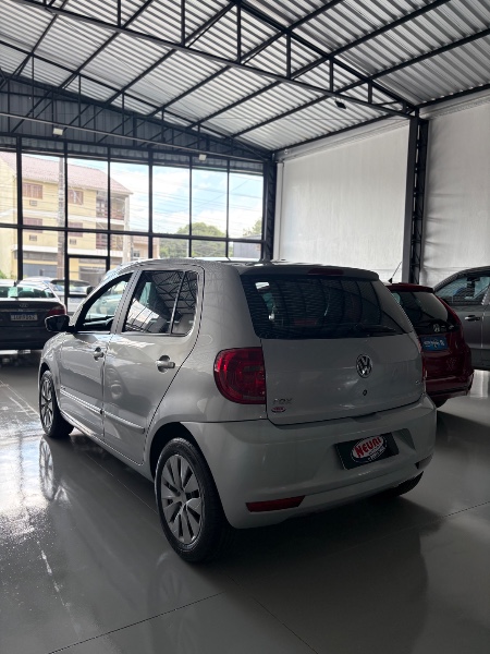 VOLKSWAGEN FOX 1.6 8V 2013 2013/2013 NEURI VEÍCULOS LAJEADO / Carros no Vale