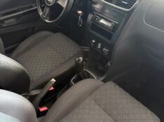 VOLKSWAGEN FOX 1.6 8V 2013 2013/2013 NEURI VEÍCULOS LAJEADO / Carros no Vale