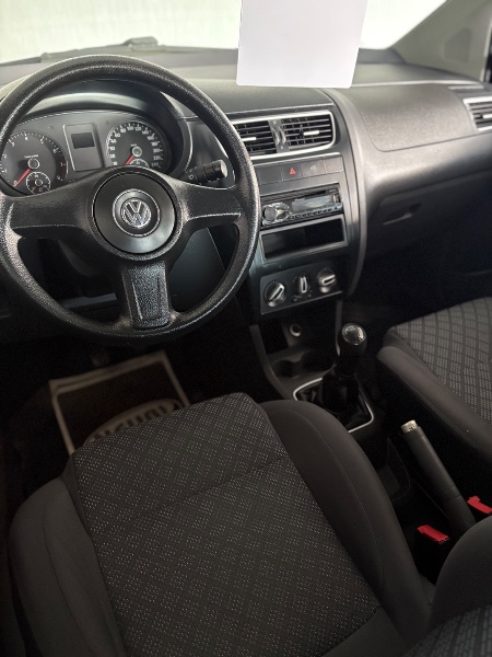 VOLKSWAGEN FOX 1.6 8V 2013 2013/2013 NEURI VEÍCULOS LAJEADO / Carros no Vale