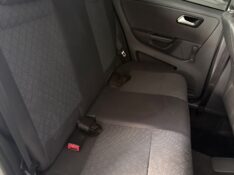 VOLKSWAGEN FOX 1.6 8V 2013 2013/2013 NEURI VEÍCULOS LAJEADO / Carros no Vale