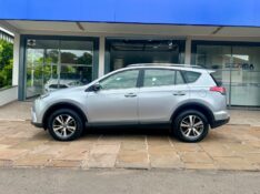 TOYOTA RAV4 2.0 TOP 4X2 2018/2018 SÉTIMA VEÍCULOS GUAPORÉ / Carros no Vale