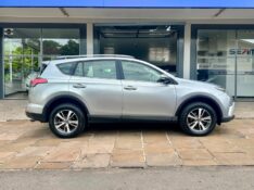 TOYOTA RAV4 2.0 TOP 4X2 2018/2018 SÉTIMA VEÍCULOS GUAPORÉ / Carros no Vale
