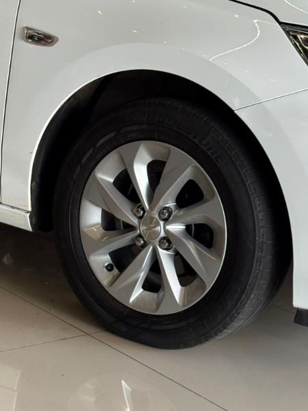 CHEVROLET ONIX 1.0 LT 2023/2023 JM AUTOMÓVEIS VENÂNCIO AIRES / Carros no Vale