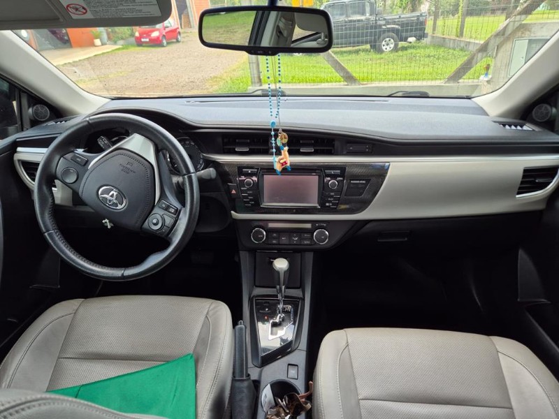 TOYOTA COROLLA XEI 2.0 FLEX 16V AUT. 2015/2016 PREMIUM AUTOMÓVEIS ARROIO DO MEIO / Carros no Vale
