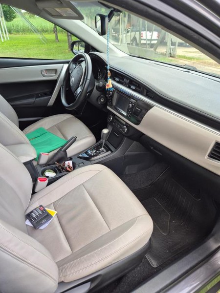 TOYOTA COROLLA XEI 2.0 FLEX 16V AUT. 2015/2016 PREMIUM AUTOMÓVEIS ARROIO DO MEIO / Carros no Vale