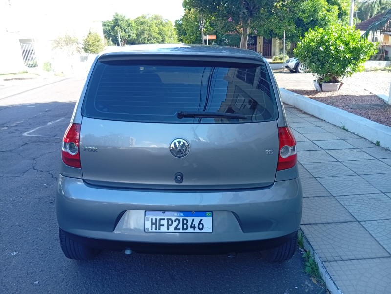 VOLKSWAGEN FOX 1.6 PLUS 2006/2007 ALTERNATIVA VEÍCULOS LAJEADO / Carros no Vale