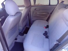 VOLKSWAGEN FOX 1.6 PLUS 2006/2007 ALTERNATIVA VEÍCULOS LAJEADO / Carros no Vale