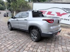 FIAT TORO 1.3 TURBO 270 FLEX ENDURANCE AT6 2023/2023 ELY AUTOMÓVEIS LAJEADO / Carros no Vale