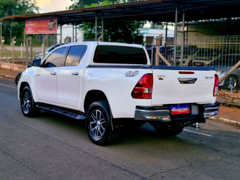 TOYOTA HILUX CD SR 4X4 2.8 TDI DIESEL AUT. 2019/2020 CRUZEIRO MULTIMARCAS CRUZEIRO DO SUL / Carros no Vale