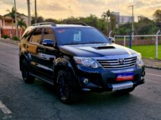 TOYOTA HILUX 3.0 SRV 4X4 CD 16V TURBO INTERCOOLER DIESEL 4P AUTOMÁTICO 2014/2014 CRUZEIRO MULTIMARCAS CRUZEIRO DO SUL / Carros no Vale