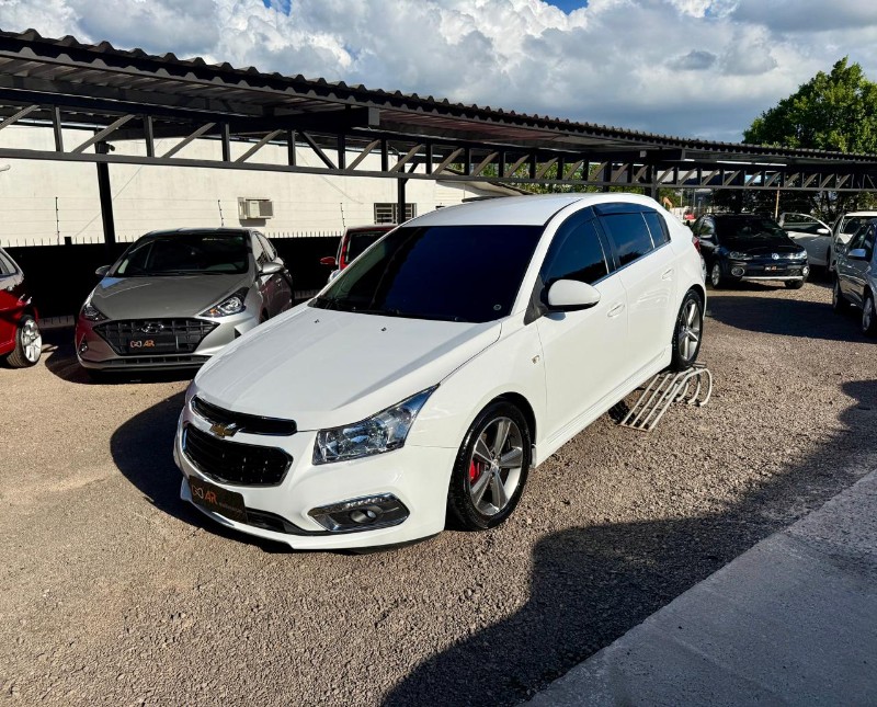 CHEVROLET CRUZE LT 1.8 16V FLEXPOWER 4P AUT. /2016 AR MULTIMARCAS VENÂNCIO AIRES / Carros no Vale