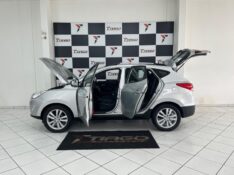 HYUNDAI IX35 2.0 GLS 4X2 2011/2011 TIAGO AUTOMÓVEIS VENÂNCIO AIRES / Carros no Vale