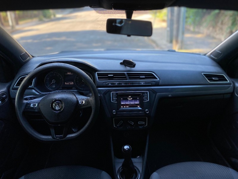 VOLKSWAGEN GOL TRACK 1.0 MI 2016/2017 ESTAÇÃO DO CARRO ESTRELA / Carros no Vale VOLKSWAGEN GOL TRACK 1.0 MI 2016/2017 ESTAÇÃO DO CARRO ESTRELA / Carros no Vale