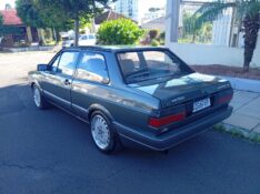 VOLKSWAGEN VOYAGE GL 1.8 1992/1993 ALTERNATIVA VEÍCULOS LAJEADO / Carros no Vale