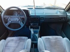 VOLKSWAGEN VOYAGE GL 1.8 1992/1993 ALTERNATIVA VEÍCULOS LAJEADO / Carros no Vale