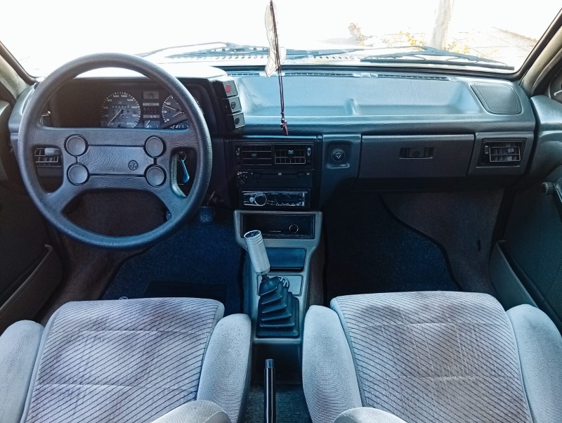 VOLKSWAGEN VOYAGE GL 1.8 1992/1993 ALTERNATIVA VEÍCULOS LAJEADO / Carros no Vale