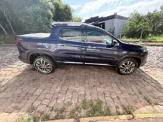 FIAT TORO 2.0 16V TURBO DIESEL VOLCANO 4WD 2020/2020 ELY AUTOMÓVEIS LAJEADO / Carros no Vale