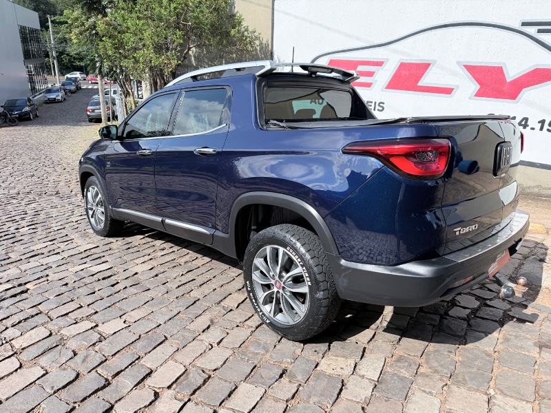 FIAT TORO 2.0 16V TURBO DIESEL VOLCANO 4WD 2020/2020 ELY AUTOMÓVEIS LAJEADO / Carros no Vale