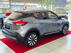 NISSAN KICKS 1.6 16V FLEXSTART SL 4P XTRONIC 2017/2018 DUARTE VEÍCULOS PORTO ALEGRE / Carros no Vale