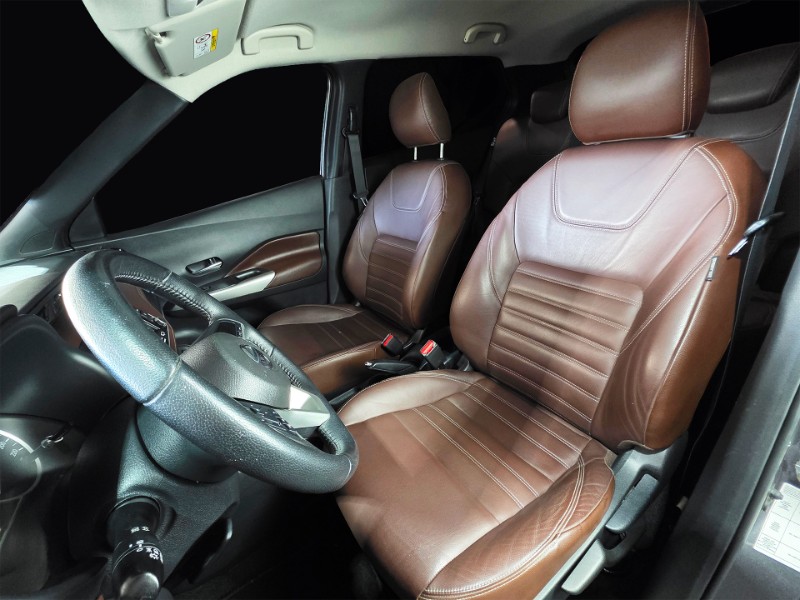 NISSAN KICKS 1.6 16V FLEXSTART SL 4P XTRONIC 2017/2018 DUARTE VEÍCULOS PORTO ALEGRE / Carros no Vale NISSAN KICKS 1.6 16V FLEXSTART SL 4P XTRONIC 2017/2018 DUARTE VEÍCULOS PORTO ALEGRE / Carros no Vale