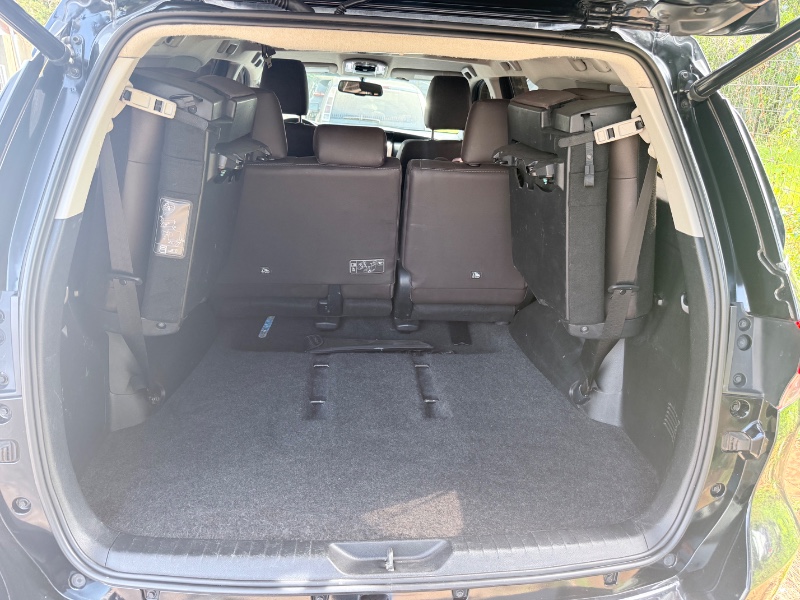 TOYOTA HILUX 2.8 D-4D TURBO DIESEL CD SRX 4X4 AUTOMÁTICO 2017/2017 ELY AUTOMÓVEIS LAJEADO / Carros no Vale TOYOTA HILUX 2.8 D-4D TURBO DIESEL CD SRX 4X4 AUTOMÁTICO 2017/2017 ELY AUTOMÓVEIS LAJEADO / Carros no Vale