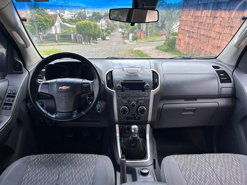 CHEVROLET S-10 PICK-UP LT 2.8 TDI 4X4 CD DIESEL 2013/2013 LS MULTIMARCAS VENÂNCIO AIRES / Carros no Vale