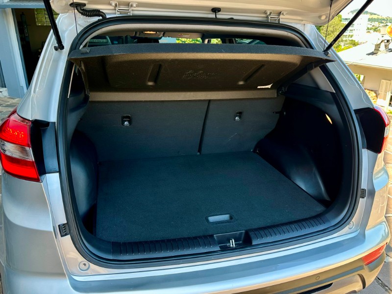 HYUNDAI CRETA PRESTIGE 2.0 2019/2020 SÉTIMA VEÍCULOS GUAPORÉ / Carros no Vale HYUNDAI CRETA PRESTIGE 2.0 2019/2020 SÉTIMA VEÍCULOS GUAPORÉ / Carros no Vale