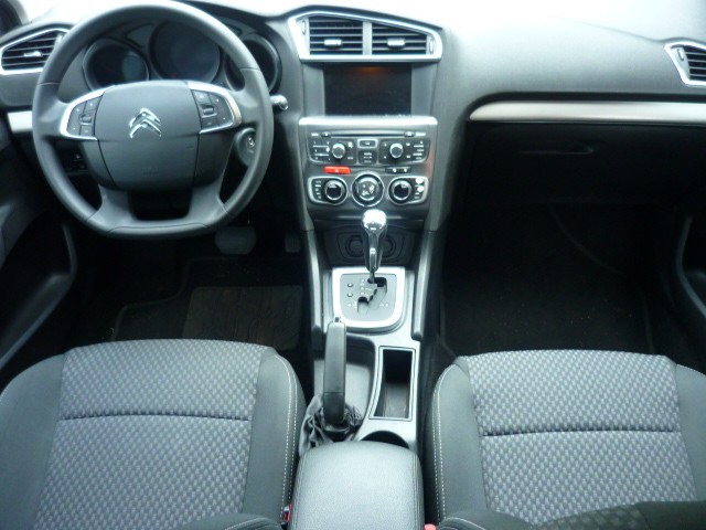 CITROEN C4 LOUNGE 2.0 TENDANCE 16V 2015/2015 PREMIUM AUTOMÓVEIS ARROIO DO MEIO / Carros no Vale CITROEN C4 LOUNGE 2.0 TENDANCE 16V 2015/2015 PREMIUM AUTOMÓVEIS ARROIO DO MEIO / Carros no Vale