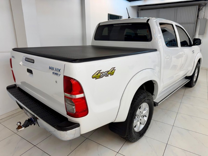 TOYOTA HILUX CABINE DUPLA 2.7 SRV CD 4X4 2014/2014 LUCAS AUTOMÓVEIS BOM RETIRO DO SUL / Carros no Vale