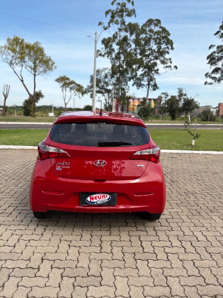 HYUNDAI H20 1.0 COMFORT 2015/2015 NEURI VEÍCULOS LAJEADO / Carros no Vale