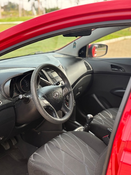 HYUNDAI H20 1.0 COMFORT 2015/2015 NEURI VEÍCULOS LAJEADO / Carros no Vale