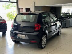 VOLKSWAGEN FOX 1.0 MI TREND 8V 2014/2014 JOÃO CARROS MULTIMARCAS GUAPORÉ / Carros no Vale