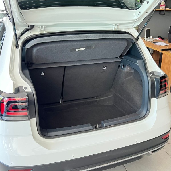 VOLKSWAGEN T-CROSS COMFORTLINE 200 TSI 1.0 2023/2023 JOÃO CARROS MULTIMARCAS GUAPORÉ / Carros no Vale