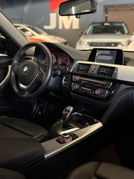 BMW 320i 2.0 MODERN 16V TURBO GASOLINA 4P AUTOMÁTICO 2016/2016 JM AUTOMÓVEIS VENÂNCIO AIRES / Carros no Vale
