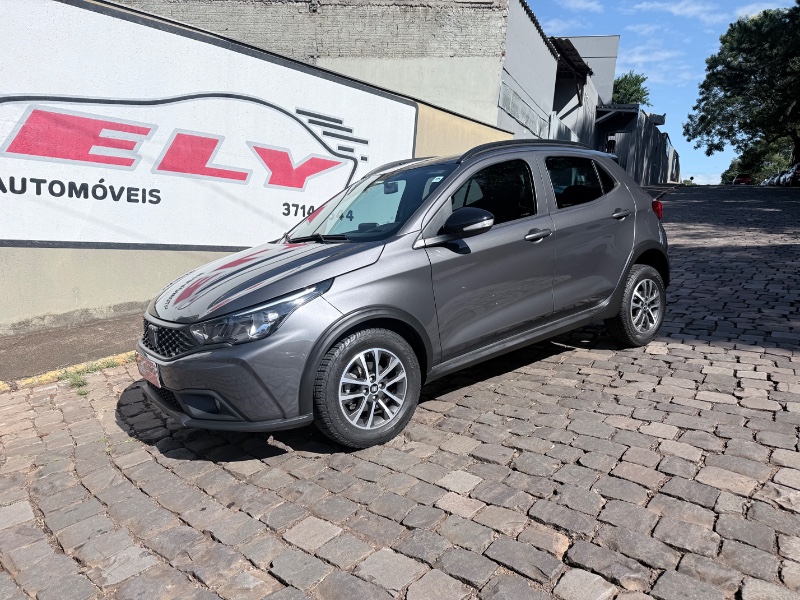 FIAT ARGO 1.3 FIREFLY FLEX TREKKING CVT 2024/2024 ELY AUTOMÓVEIS LAJEADO / Carros no Vale
