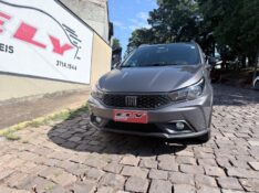 FIAT ARGO 1.3 FIREFLY FLEX TREKKING CVT 2024/2024 ELY AUTOMÓVEIS LAJEADO / Carros no Vale