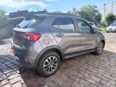 FIAT ARGO 1.3 FIREFLY FLEX TREKKING CVT 2024/2024 ELY AUTOMÓVEIS LAJEADO / Carros no Vale