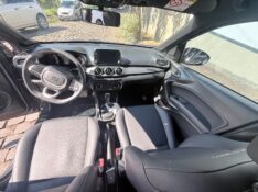 FIAT ARGO 1.3 FIREFLY FLEX TREKKING CVT 2024/2024 ELY AUTOMÓVEIS LAJEADO / Carros no Vale