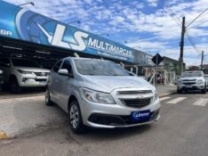 CHEVROLET ONIX HATCH LT 1.0 8V FLEXPOWER 5P MEC. 2013/2013 LS MULTIMARCAS VENÂNCIO AIRES / Carros no Vale