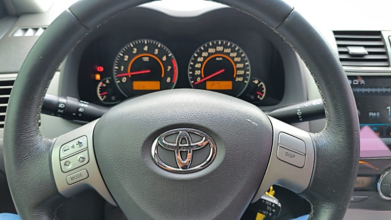 TOYOTA COROLLA 1.8 XEI 16V FLEX 4P AUTOMÁTICO 2009/2010 ADRIANO VEÍCULOS CRUZEIRO DO SUL / Carros no Vale