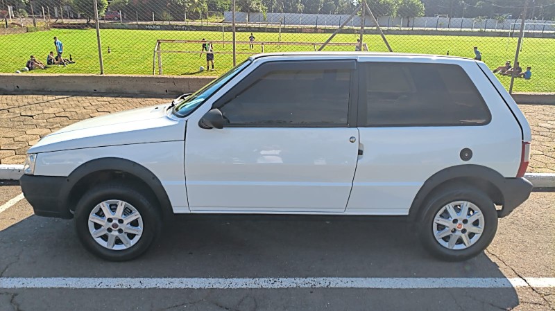 FIAT UNO MILLE FIRE FLEX 2008/2008 ADRIANO VEÍCULOS CRUZEIRO DO SUL / Carros no Vale FIAT UNO MILLE FIRE FLEX 2008/2008 ADRIANO VEÍCULOS CRUZEIRO DO SUL / Carros no Vale