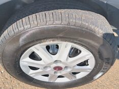 FIAT UNO MILLE FIRE FLEX 2008/2008 ADRIANO VEÍCULOS CRUZEIRO DO SUL / Carros no Vale