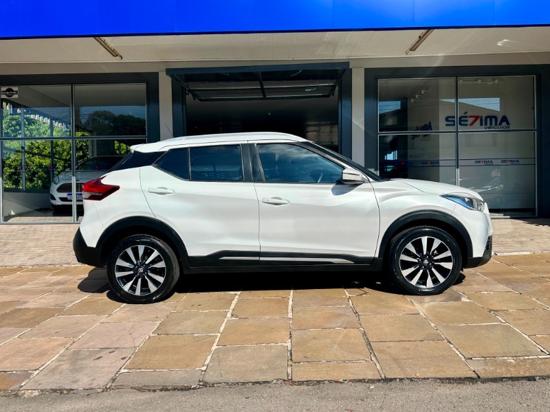 NISSAN KICKS SV 1.6 2018/2019 SÉTIMA VEÍCULOS GUAPORÉ / Carros no Vale