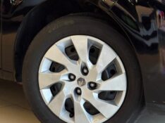 CHEVROLET ONIX 1.4 LT 2015/2015 JM AUTOMÓVEIS VENÂNCIO AIRES / Carros no Vale